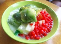Pak H. Amid: Di Sini Ada Bubur Ayam Spesial Bandung yang Kental dengan <i>Topping</i> Komplet