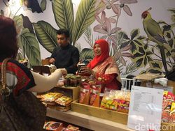 Modal Rp 5 Juta, Wanita Ini Bisnis Rendang Beromzet Rp 60 Juta/Bulan