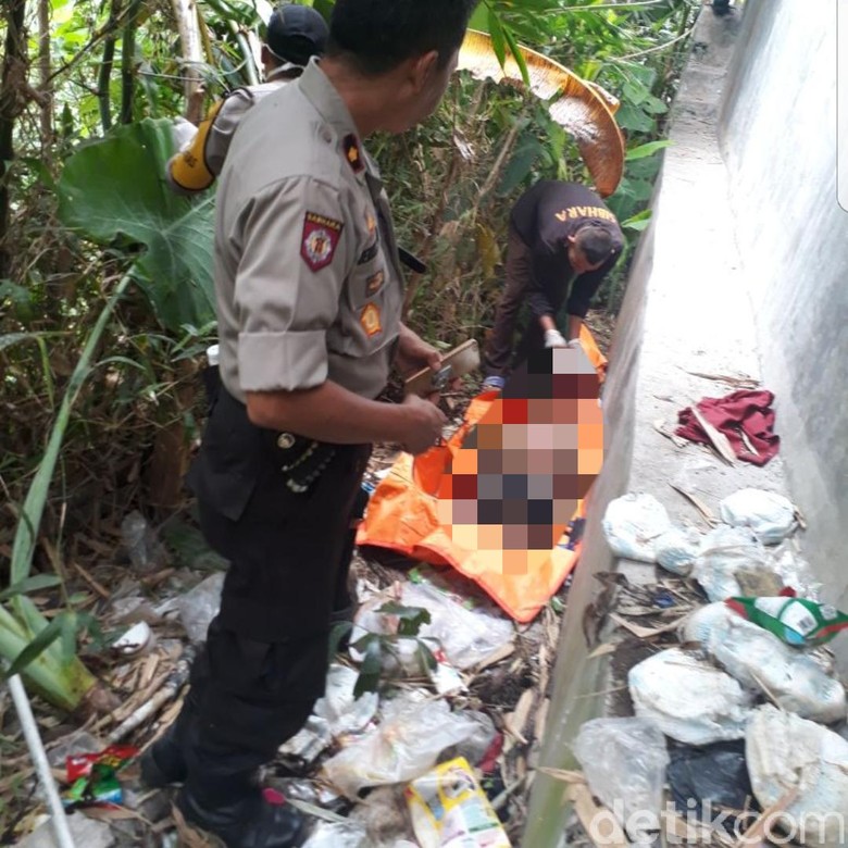 Hendak Mandi, Iyeh Temukan Mayat di Bantaran Sungai Cicatih Hendak Mandi, Iyeh Temukan Mayat di Bantaran Sungai Cicatih