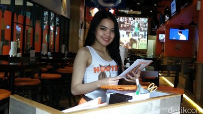 Foto: Begini Penampakan Hooters, Resto Berpelayan Seksi di Jakarta