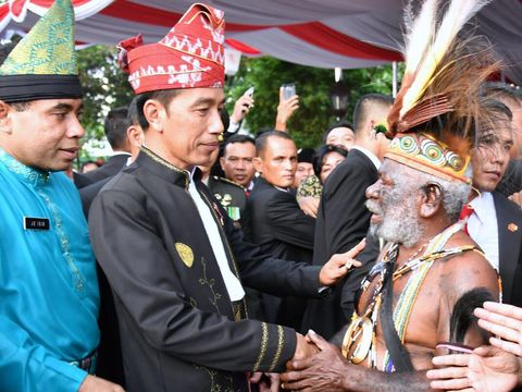 Presiden Jokowi dan Franz Mansim