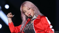 Lirikan mautnya bikin histeris. (Foto: Hyoyeon SNSD (Ismail/detikHOT)