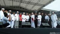 Mawar Merah untuk FPI