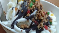  Ragusa es Italia ini adalah toko es krim yang sudah berdiri sejak tahun 1932 di Jakarta. Es krimnya dijual dengan aneka rasa dengan interior kafe yang jadul. Foto: Istimewa