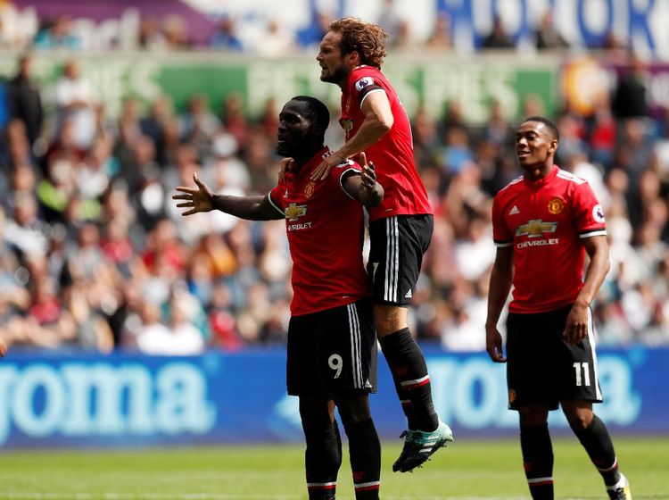 Pesta Empat Gol MU di Kandang Swansea