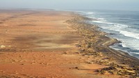 Susah didatangi dengan kapal dan sulit juga dengan jalur darat, turut menjadikan Skeleton Coast masuk dalam daftar tempat paling terisolasi di dunia (Dok. Skeleton Coast Safaris)