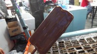 Klasik tapi tetap enak, ini dia es goyang yang dingin. Teksturnya lembut dan enak, cara membuatnya dengan cara digoyang-goyang. Mau coba? Foto: Istimewa