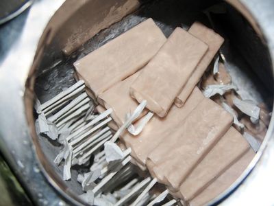 Anak 90-an Pasti Ingat 10 Es Krim Jadul yang Kian Langka Ini!
