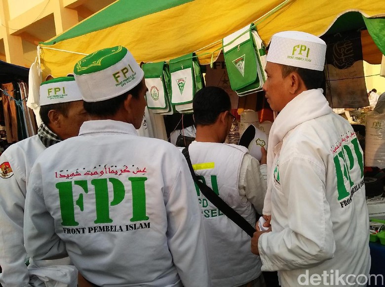 Belum Beri Perpanjangan Izin, Pemerintah Evaluasi Rekam Jejak FPI