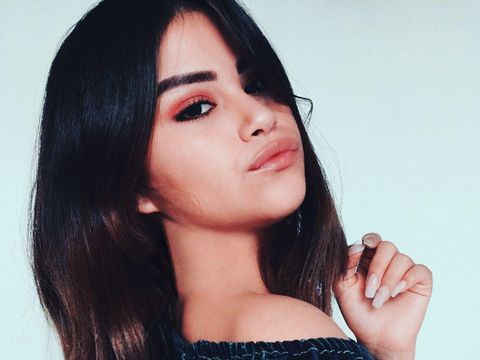 Viral, Gadis Cantik Asal Meksiko yang Seperti Kembaran Selena Gomez