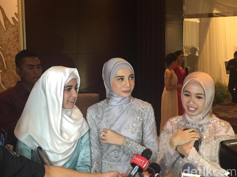 Akhirnya! Laudya Cynthia Bella Bicara Soal Rencana Pernikahannya Akhirnya! Laudya Cynthia Bella Bicara Soal Rencana Pernikahannya