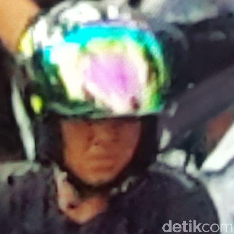 Perampok Toko Emas di Tulungagung, Ini Ciri-ciri Pelaku Perampok Toko Emas di Tulungagung, Ini Ciri-ciri Pelaku