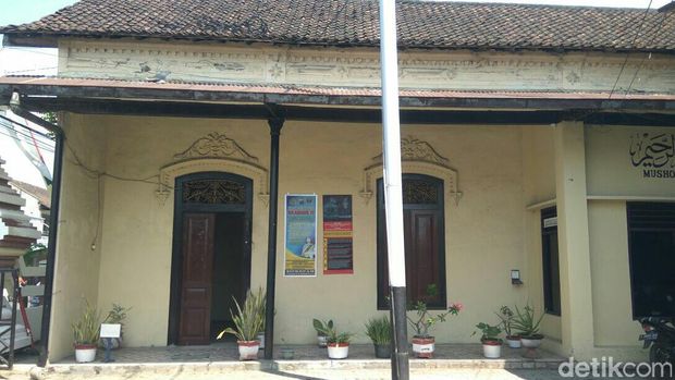 Babat, Kota Tua yang Masih Menyimpan Bangunan Era Kolonial