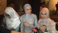 Pernikahan itu digelar di Malaysia. (Foto: Laudya Cynthia Bella, Zaskia Sungkar dan Shireen Sungkar (Saras/detikHOT)