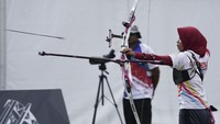 Pada laga final yang dilangsungkan sore hari, Diananda mengalahkan wakil Filipina, Nicole Marie Tagle dengan kedudukan 6-4. (Wahyu Putro/ANTARA FOTO)