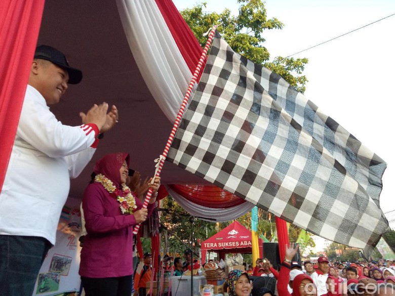 Ini Pesan Risma untuk Orangtua Agar Masa Depan Anak Tak Hancur Ini Pesan Risma untuk Orangtua Agar Masa Depan Anak Tak Hancur