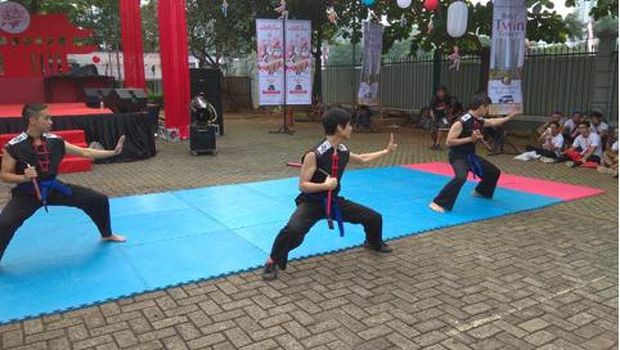 Penampilan Wushu di Jakarta Kung Fu Run 2017