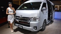 Begini penampakan dari New Hiace Luxury dari Toyota. Dok. Toyota.