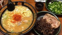 Foto: Menu ramen yang ditawarkan pun terbilang favorit. Mulai dari ramen dan makanan pelengkapnya pun benar-benar lezat! (Instagram/@ichiranny)