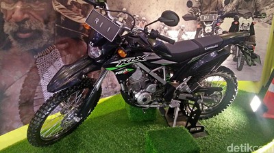 Motor Jokowi Arungi Papua