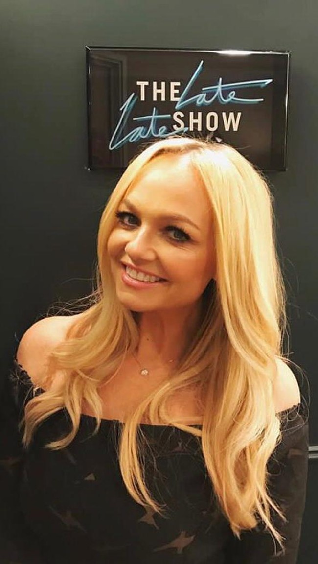 Netizen pun terpukau dengan kecantikan Emma Bunton. Netizen mengungkapkan bahwa Baby Spice memiliki kecantikan yang awet dan tak menua. Foto: Instagram/emmaleebunton