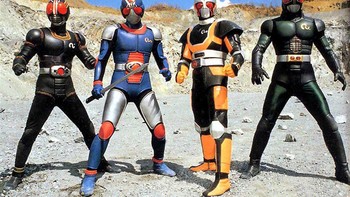 Barangkali ini adalah serial superhero terpopuler di masa silam. Yakni Ksatria Baja Hitam. Ia kemudian bertranformasi menjadi Baja Hitam RX, RX Bio dan RX Robo dengan kelebihannya masing-masing. Foto: istimewa