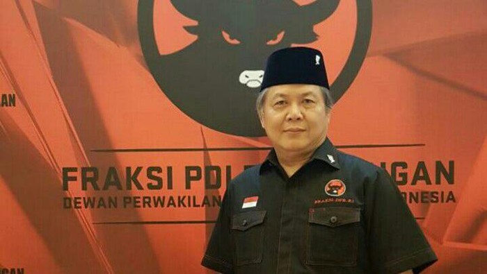 Senior PDIP Ajak Nusron Taruhan soal Pihak Luar Pemerintahan Ganggu Pihak Dalam