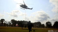 Aksi tersebut diawali dengan kedatangan 20 teroris yang langsung masuk ke gedung Pertamina RU IV Cilacap setelah sebelumnya melumpuhkan security. Mengetahui terdapat aksi terorisme di area obyek vital Pertamina, pasukan elit Denjaka langsung melakukan penyelamatan dengan turun dari helikopter TNI AL. Baku tembak antara teroris dan pasukan elit terjadi di luar dan dalam gedung Pertamina, hingga seluruh anggota teroris berhasil dilumpuhkan.
