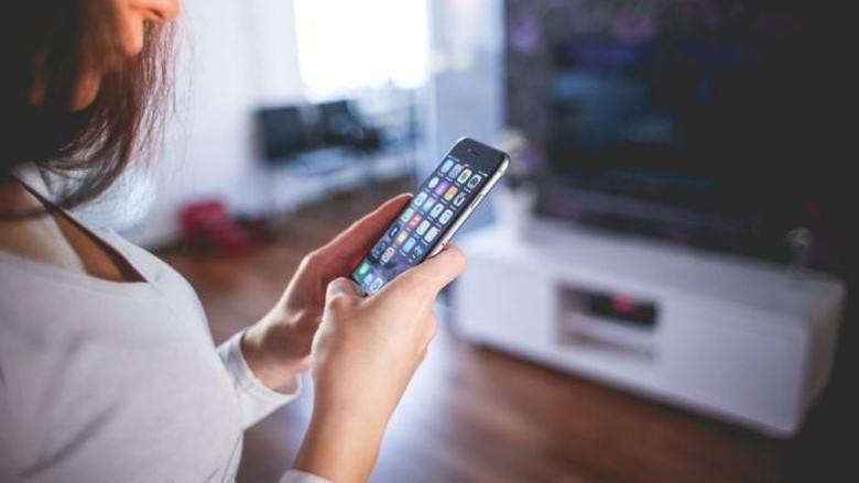 Jaringan 5G Dikhawatirkan Berdampak pada Kulit dan Mata Jaringan 5G Dikhawatirkan Berdampak pada Kulit dan Mata