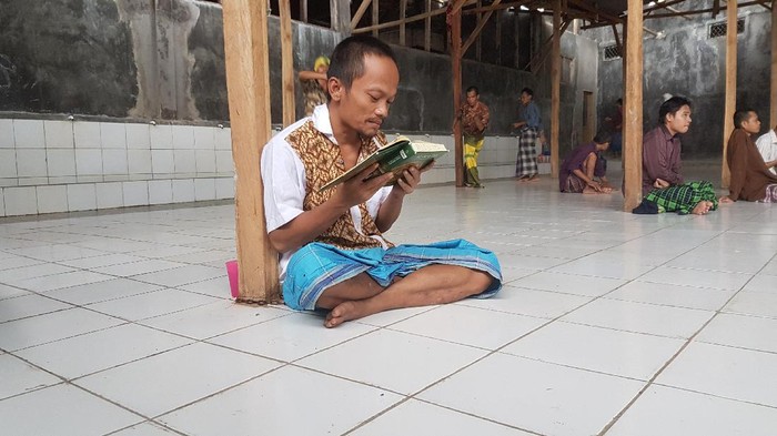 Pakai Zikir Dan Doa Cara Bani Syifa Sembuhkan Gangguan Jiwa Di Banten