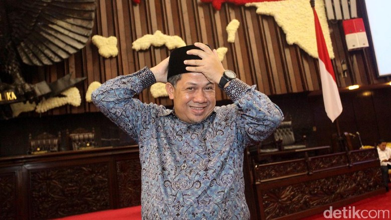 Siapa Capres di Hati Fahri? Siapa Capres di Hati Fahri?