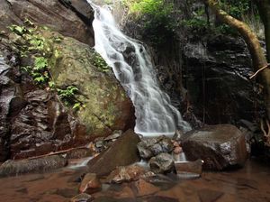 Dingin-dingin Segar di Selo Lapis Jombang