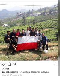 Ikut Ikutan Pasang Bendera Ri Terbalik Sekelompok Remaja
