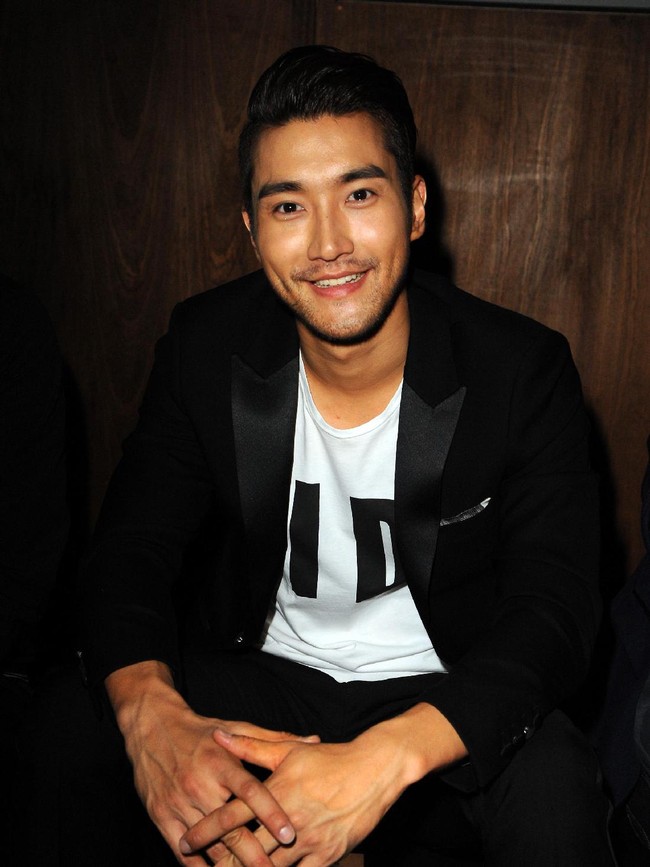 Selamat datang kembali di K-drama dan K-pop Land, Choi Siwon! Foto: Instagram/siwonchoi
