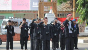 Upacara ini dilakukan di lapangan Wisma Gending, Sumedang pada pukul 08.00 WIB. Foto: Forfos