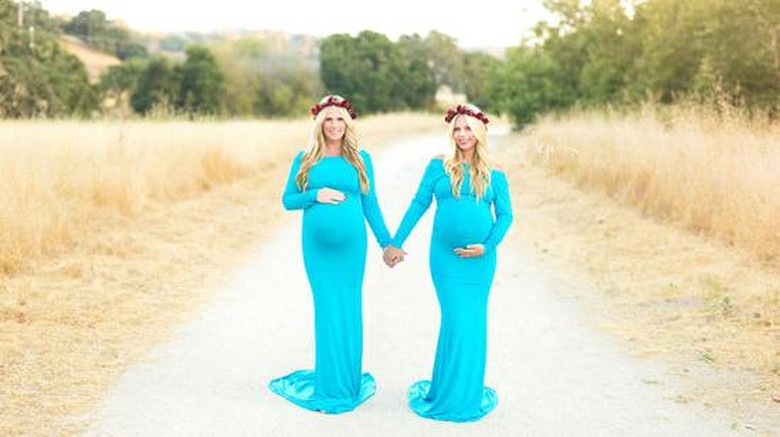 Maternity photoshoot (Instagram/ @socute_photo) Maternity photoshoot (Instagram/ @socute_photo)
