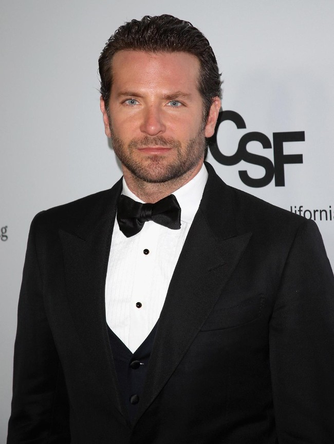 Bradley Cooper attends the launch of the Parker Institute for Cancer Immunotherapy, an unprecedented collaboration between the countrys leading immunologists and cancer centers on April 13, 2016 in Los Angeles, California.  (Photo by Jesse Grant/Getty Images)