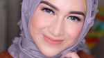 Berhijab, Nina Zatulini Makin Cantik?