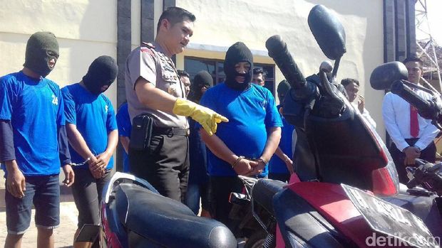 Polres Demak Tangkap 11 Pelaku Pencurian Motor, 3 Orang Buron