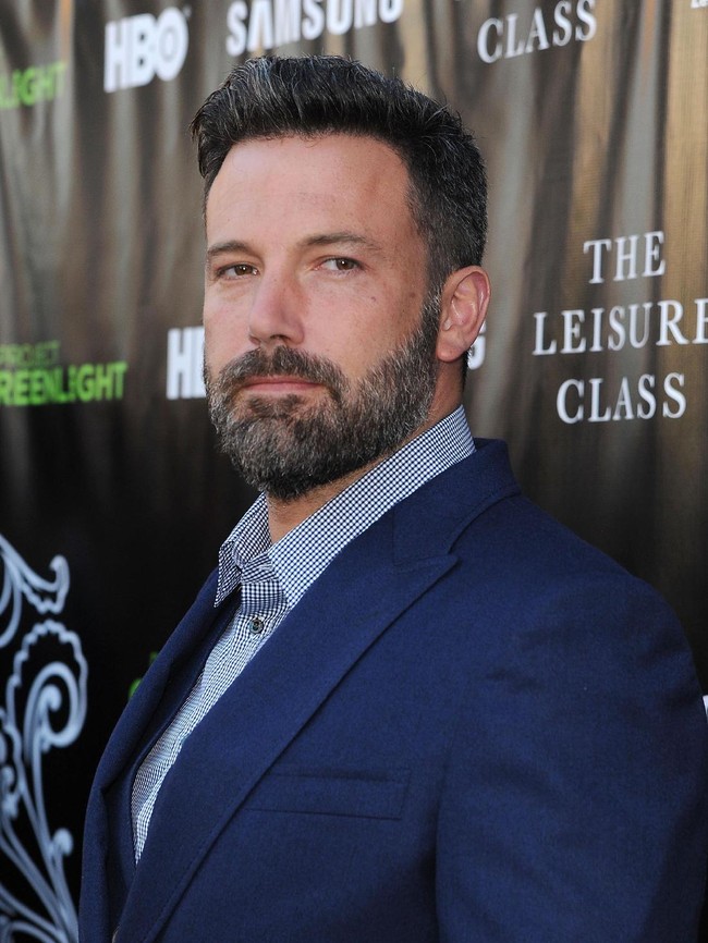 Ben Affleck attends the Project Greenlight Season 4 Winning Film premiere The Leisure Class presented by Matt Damon, Ben Affleck, Adaptive Studios and HBO at The Theatre at Ace Hotel on August 10, 2015 in Los Angeles, California.  (Photo by Angela Weiss/Getty Images)