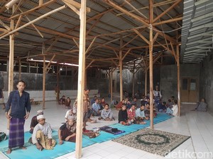 Yayasan Bani Syifa dan Metode Sembuhkan Mereka yang Gangguan Jiwa