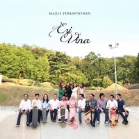 Pasangan muslim yang tinggal di Kuala Lumpur, Malaysia ini memang sama-sama menyukai permainan papan seluncur. Foto: Dok. Instagram