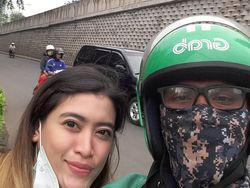 Bikin Iri, Penumpang Driver Ojek Online Ini Cantik-cantik