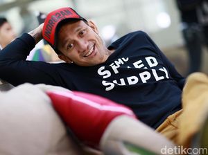 Tora Sudiro Tak Berpikir Gunakan Dumolid untuk Redam Sindrom Tourette