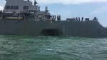 Foto: Penyok, Begini Kondisi Kapal Militer AS yang Tabrakan di Selat Malaka