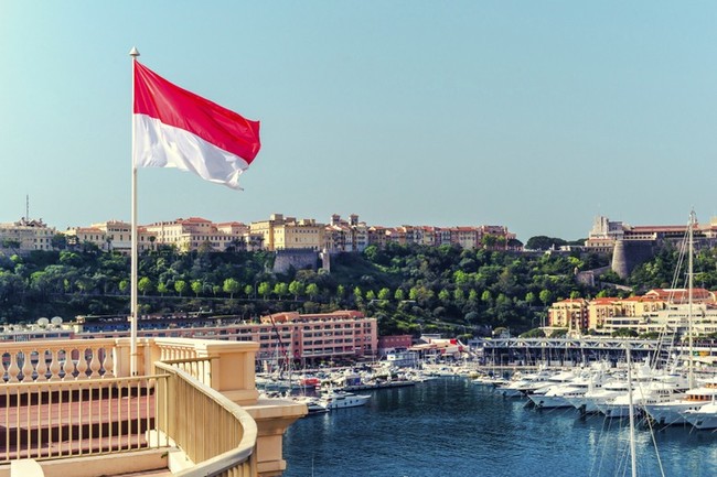 Mengapa Bendera Monaco Mirip Banget Sama Bendera Indonesia?