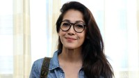 Mieke Amalia saat ditemui di kawasan Kebon Jeruk, Jakarta Barat pada Senin (21/8). Pool/Palevi S/detikFoto.