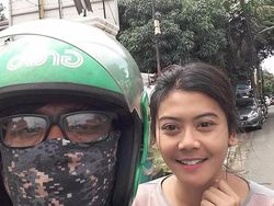 Bikin Iri, Penumpang Driver Ojek Online Ini Cantik-cantik