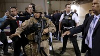 Secara keseluruhan, ada 42 orang dalam pemerintahan Trump yang dilindungi oleh Secret Service, termasuk 18 anggota keluarga Trump. Somodevilla/Getty Images