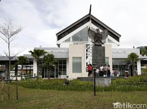 Trik Hindari Roaming Saat Melancong ke Perbatasan